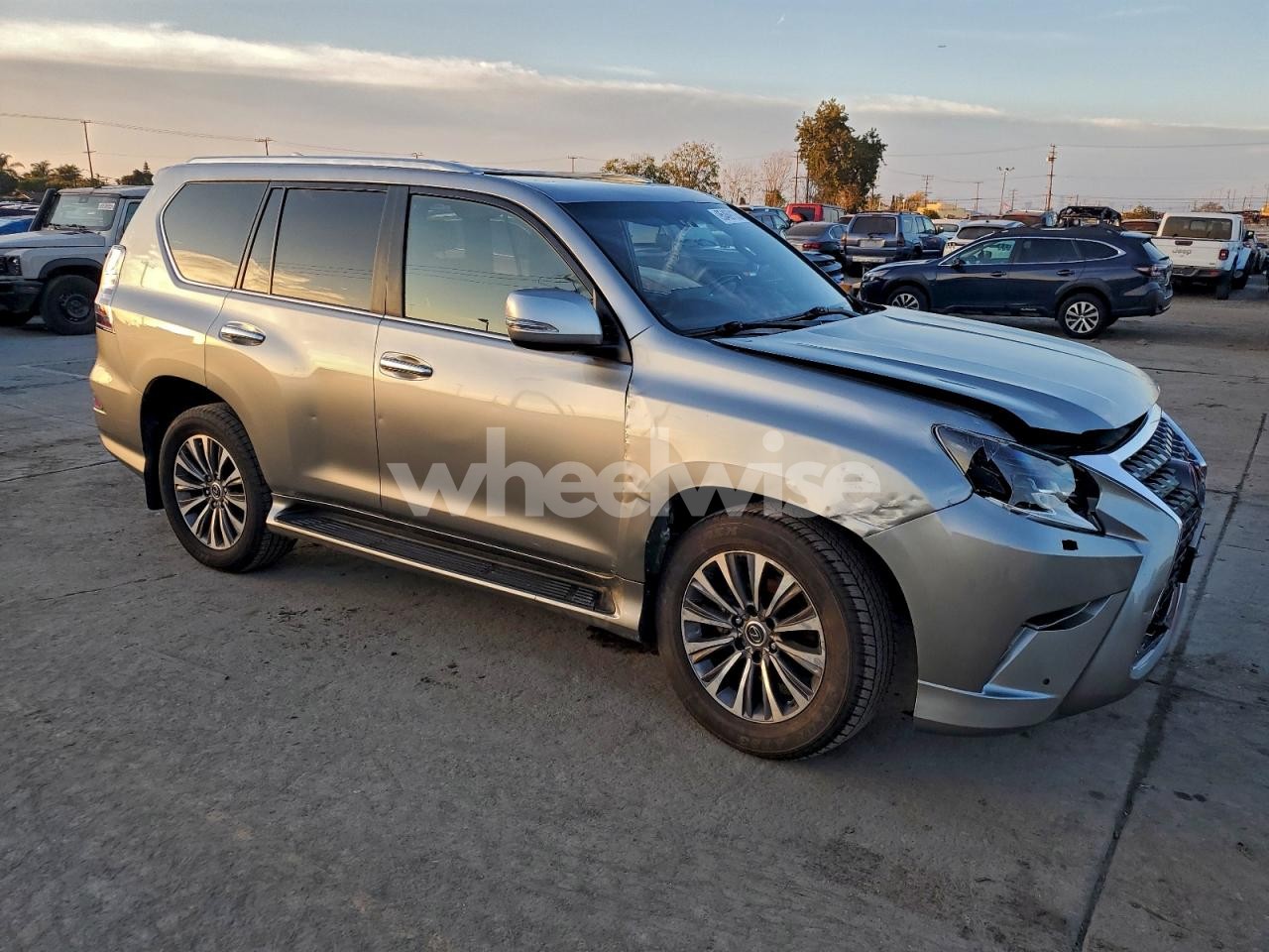 Photo 4 of 2023 LEXUS GX 460 LUXURY (VIN JTJGM7BX4P5344883)
