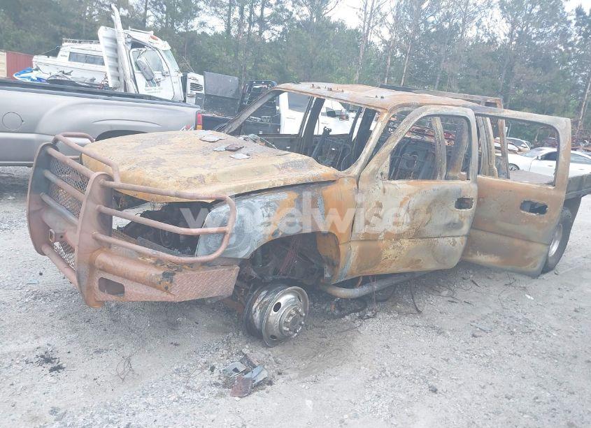 2005 Chevrolet Silverado 3500 LT (VIN JTJHA31U040******) main photo