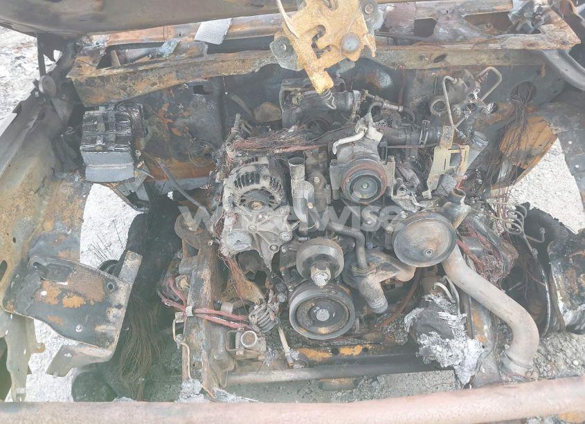 Photo 10 of 2005 Chevrolet Silverado 3500 LT (VIN JTJHA31U040******)