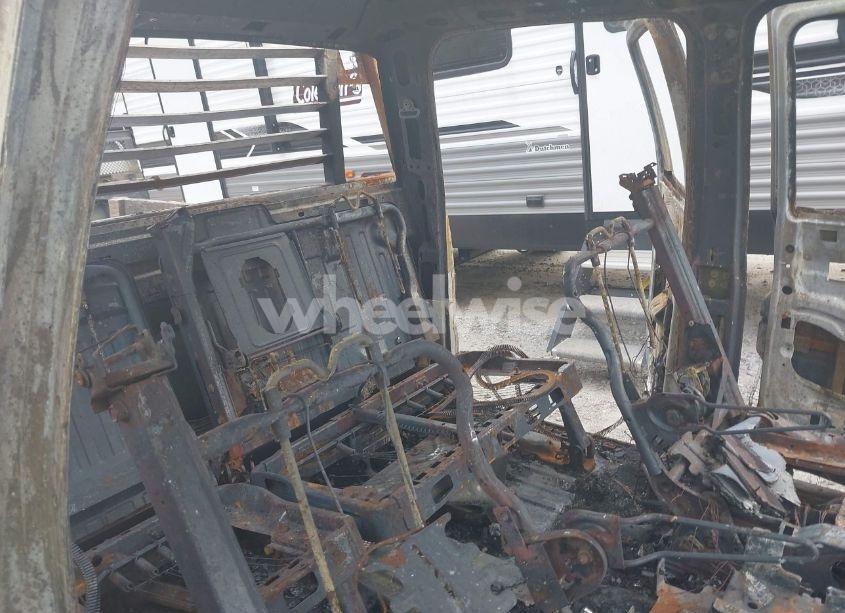 Photo 7 of 2005 Chevrolet Silverado 3500 LT (VIN JTJHA31U040******)