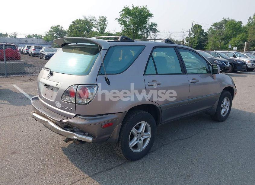 Photo 4 of 2001 Lexus Rx 300 (VIN JTJHF10U910167787)