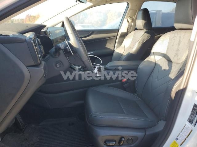 Photo 4 of 2025 LEXUS NX 450H LUXURY (VIN JTJHKCFZ0S2053130)