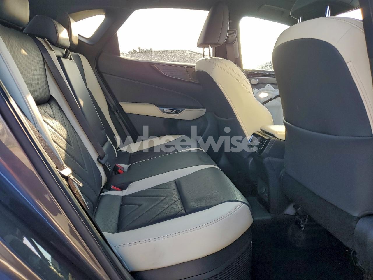 Photo 11 of 2023 LEXUS NX 450H (VIN JTJHKCFZ7P2012565)