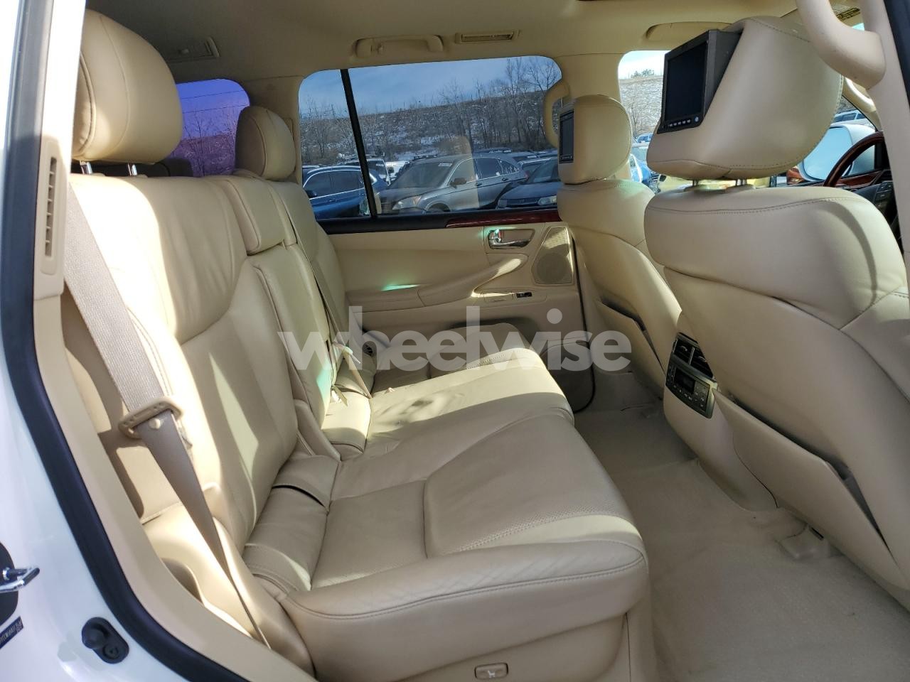 Photo 11 of 2008 LEXUS LX 570 (VIN JTJHY00W684013546)