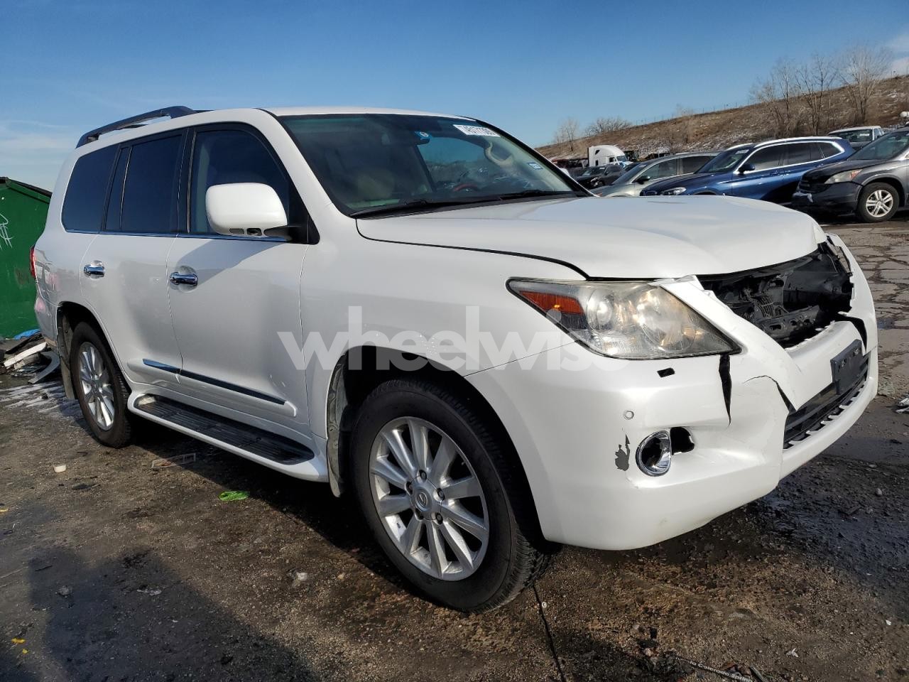 Photo 4 of 2008 LEXUS LX 570 (VIN JTJHY00W684013546)