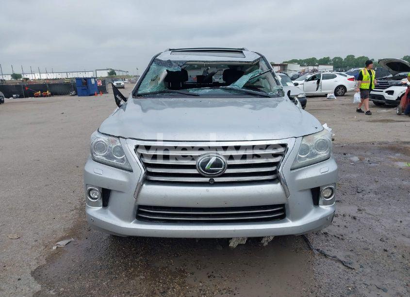Photo 12 of 2014 Lexus Lx 570 (VIN JTJHY7AX8E4144490)