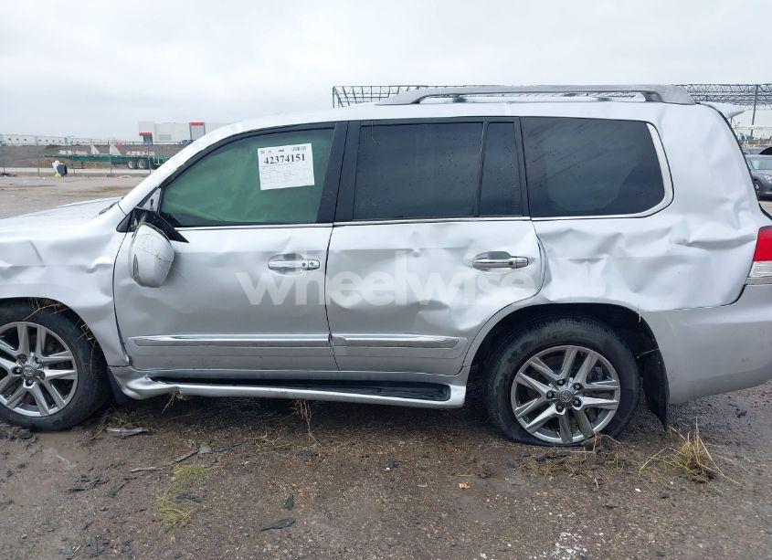 Photo 14 of 2014 Lexus Lx 570 (VIN JTJHY7AX8E4144490)