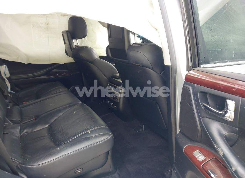 Photo 8 of 2014 Lexus Lx 570 (VIN JTJHY7AX8E4144490)