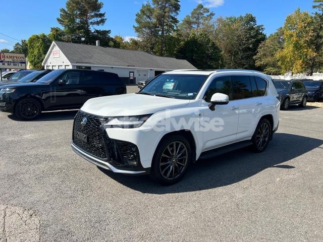 Photo 4 of 2022 LEXUS LX 600 BASE N/A (VIN JTJMB7CX5N4010338)