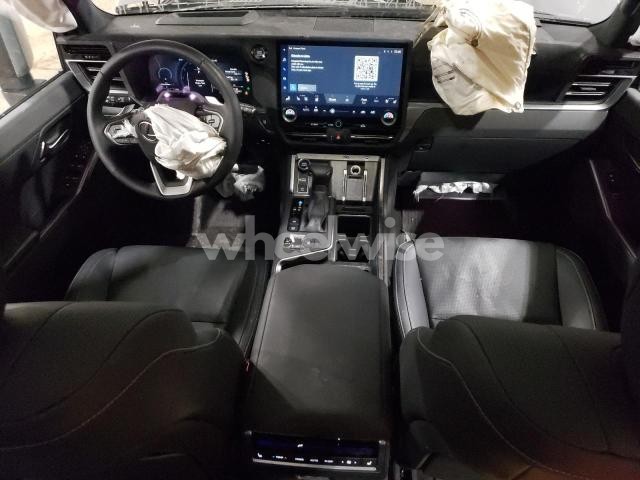 2025 LEXUS GX 550 LUXURY (VIN JTJVBCDX6S5055189) main photo