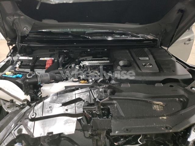 Photo 10 of 2025 LEXUS GX 550 LUXURY (VIN JTJVBCDX6S5055189)