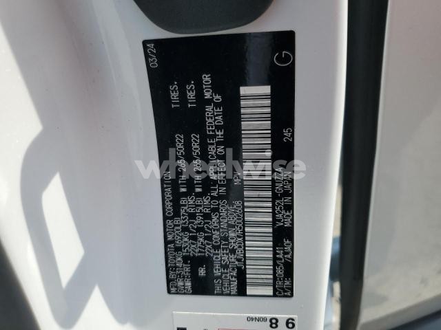 Photo 13 of 2024 LEXUS GX 550 LUXURY (VIN JTJVBCDX7R5002608)