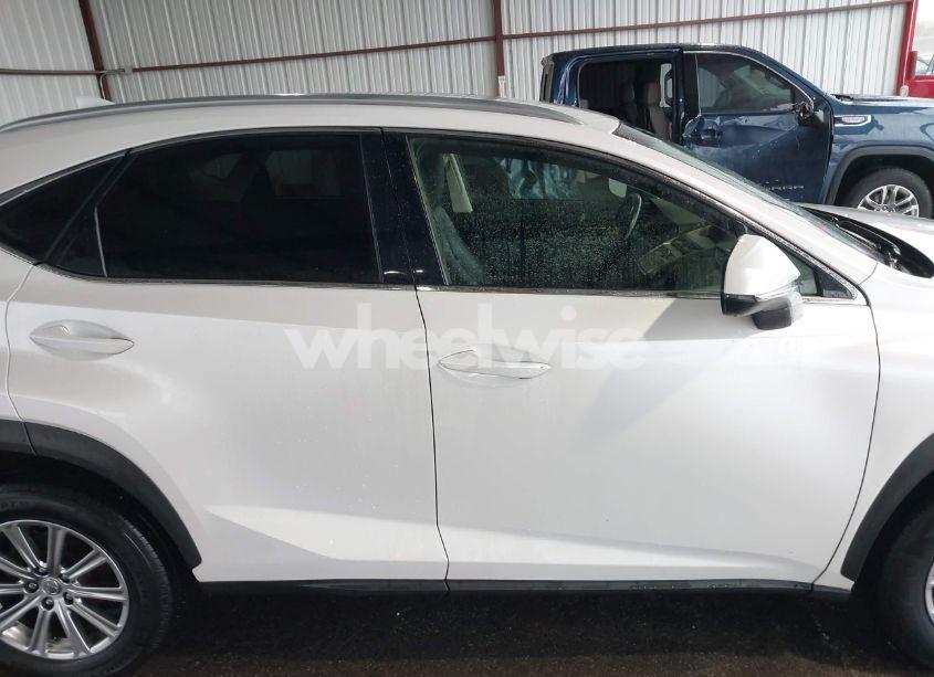 Photo 13 of 2017 Lexus Nx 200T (VIN JTJYARBZ5H2070073)