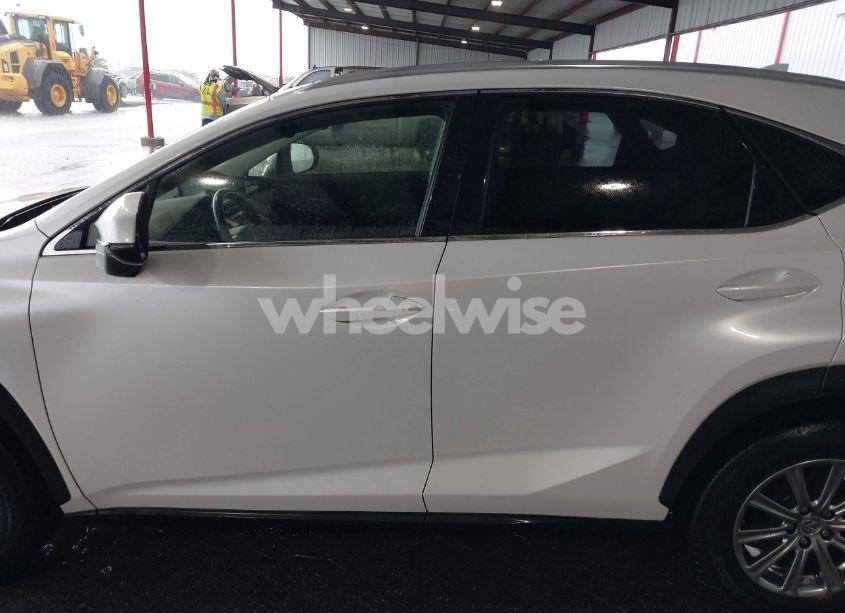 Photo 14 of 2017 Lexus Nx 200T (VIN JTJYARBZ5H2070073)