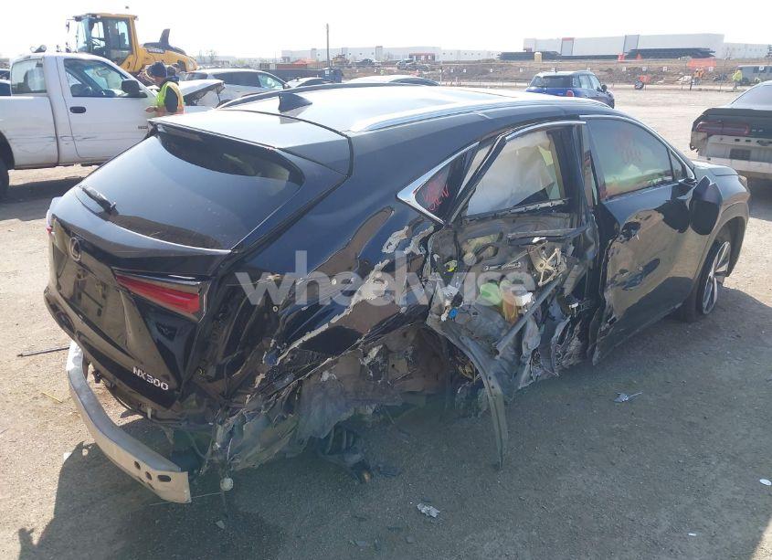 Photo 4 of 2019 Lexus Nx 300 (VIN JTJYARBZ7K2157187)