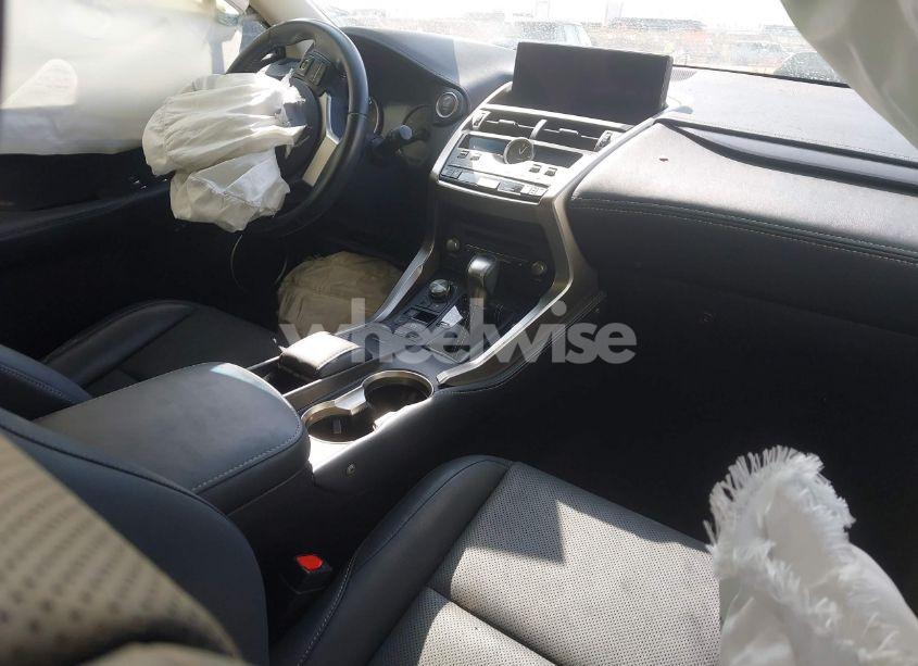 Photo 5 of 2019 Lexus Nx 300 (VIN JTJYARBZ7K2157187)