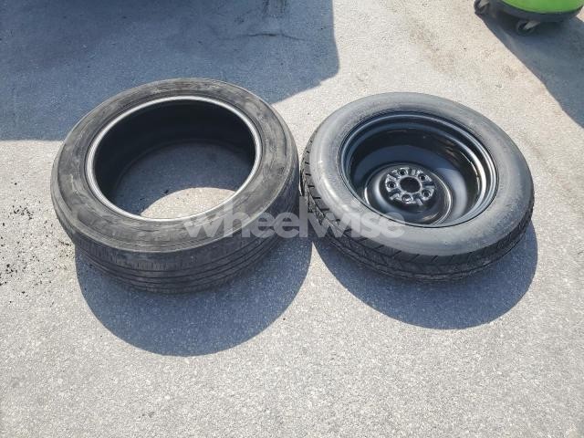 Photo 9 of 2015 LEXUS NX 200T N/A (VIN JTJYARBZXF2009010)