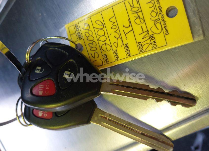 Photo 11 of 2006 Scion Tc N/A (VIN JTKDE167160072405)