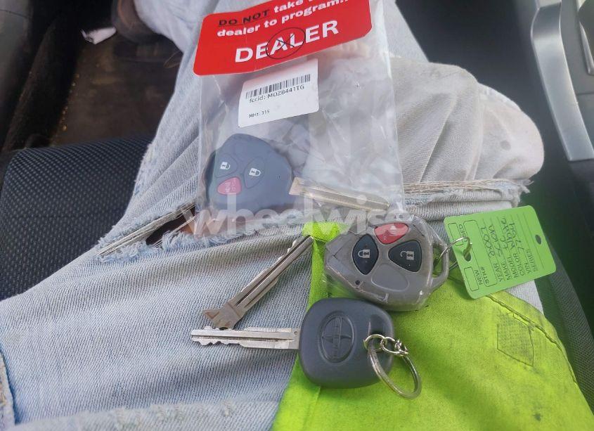 Photo 11 of 2007 Scion Tc N/A (VIN JTKDE167270197754)