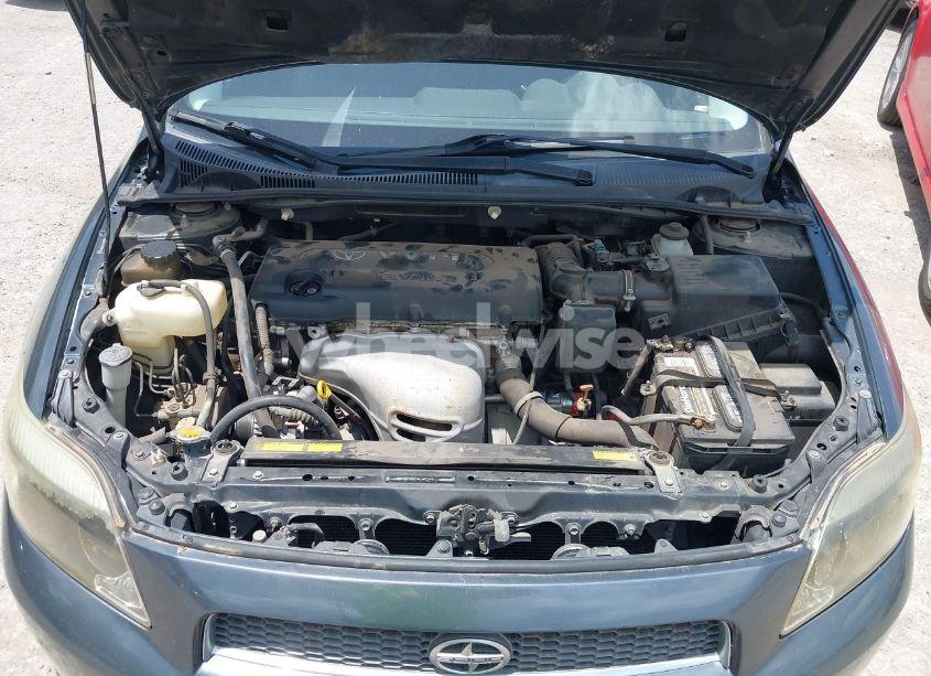 Photo 10 of 2005 Scion Tc N/A (VIN JTKDE167650030746)