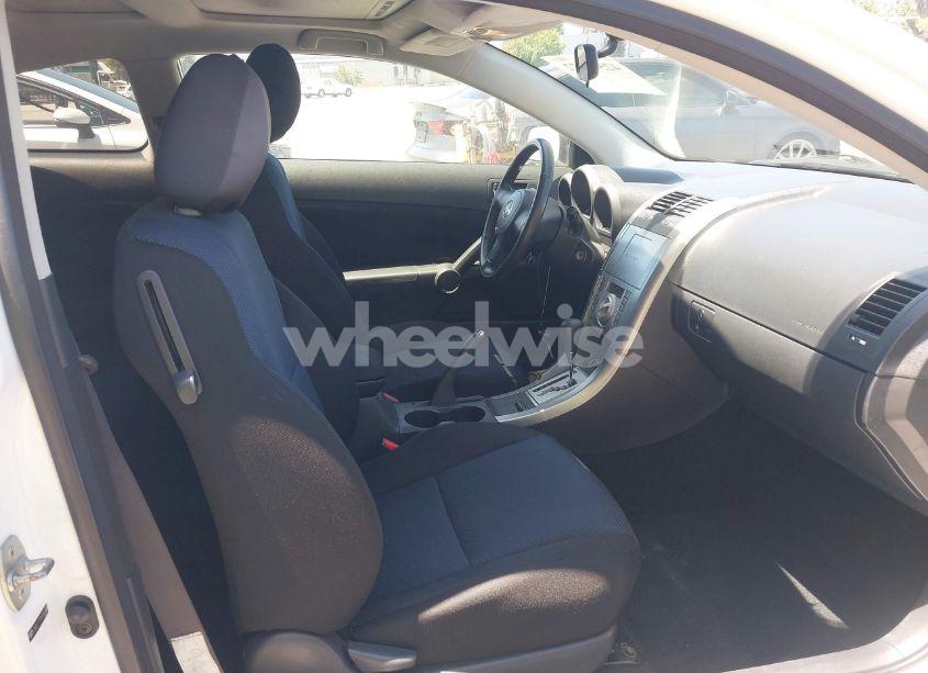 Photo 5 of 2005 Scion Tc N/A (VIN JTKDE177350044909)