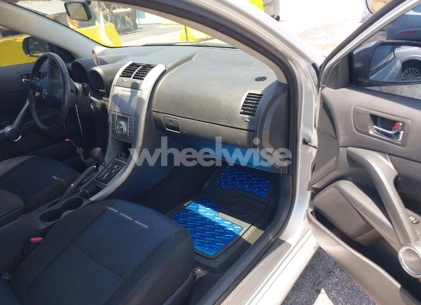 Photo 5 of 2005 Scion Tc N/A (VIN JTKDE177450051416)