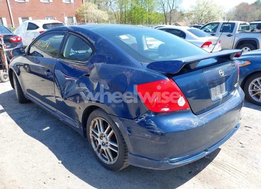 Photo 3 of 2005 Scion Tc N/A (VIN JTKDE177550008977)