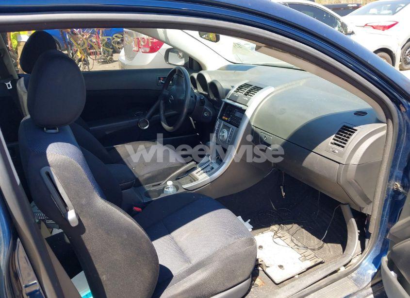 Photo 5 of 2005 Scion Tc N/A (VIN JTKDE177550008977)