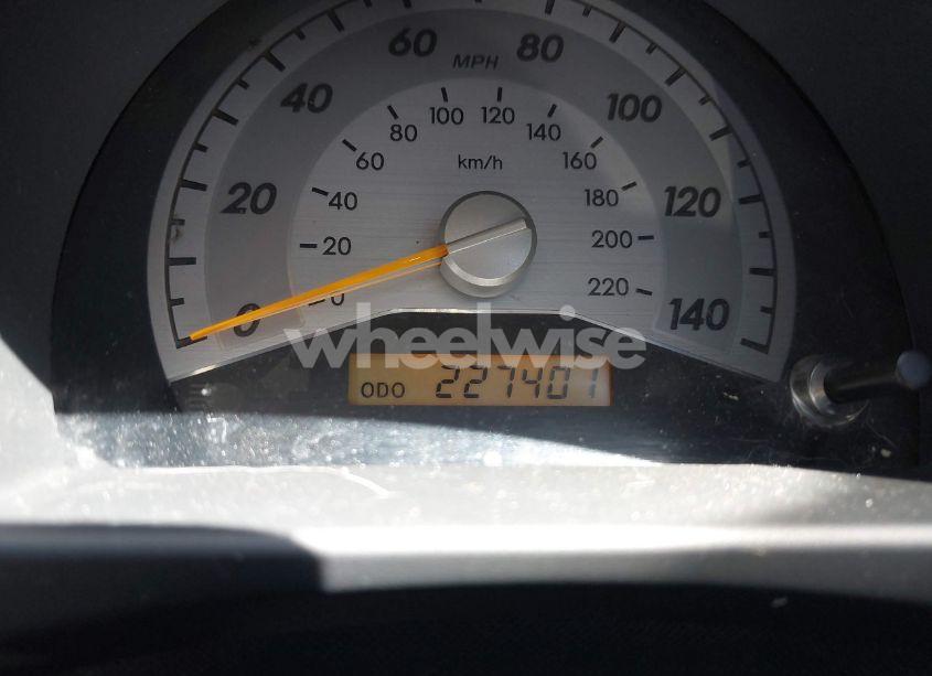 Photo 7 of 2005 Scion Tc N/A (VIN JTKDE177550008977)