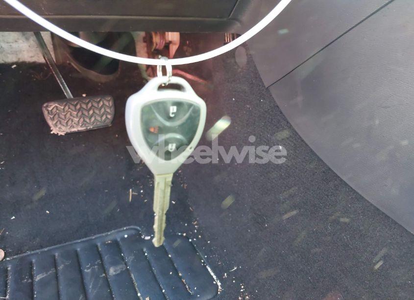 Photo 11 of 2005 Scion Tc N/A (VIN JTKDE177550057676)