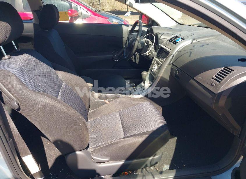 Photo 5 of 2005 Scion Tc N/A (VIN JTKDE177550057676)