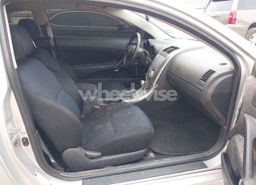 Photo 5 of 2005 Scion Tc N/A (VIN JTKDE177650012360)