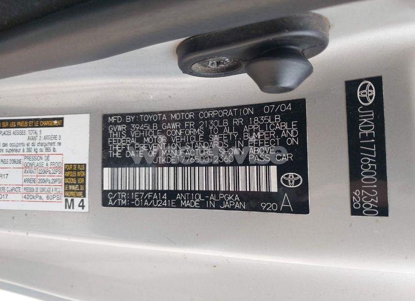 Photo 9 of 2005 Scion Tc N/A (VIN JTKDE177650012360)