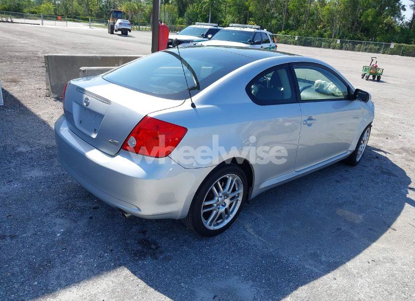 Photo 4 of 2005 Scion Tc N/A (VIN JTKDE177750018300)