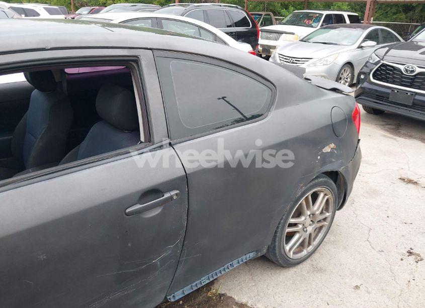 Photo 12 of 2006 Scion Tc N/A (VIN JTKDE177760091894)