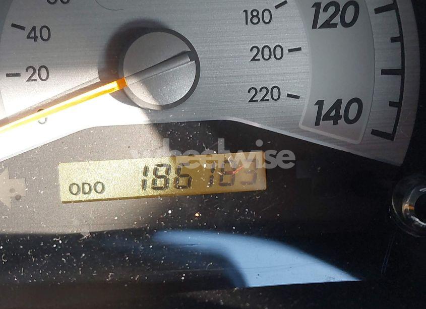 Photo 7 of 2005 Scion Tc N/A (VIN JTKDE177850039415)