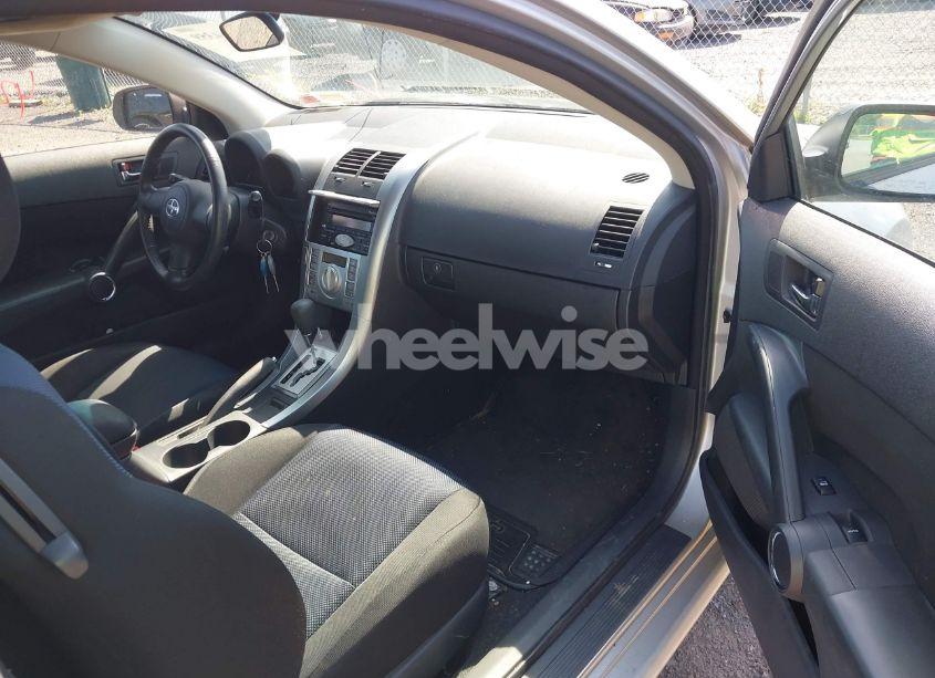 Photo 5 of 2005 Scion Tc N/A (VIN JTKDE177950015303)