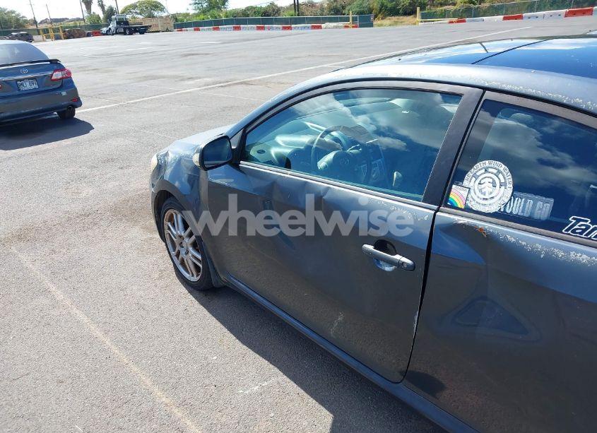 Photo 6 of 2006 Scion Tc N/A (VIN JTKDE177X60070571)