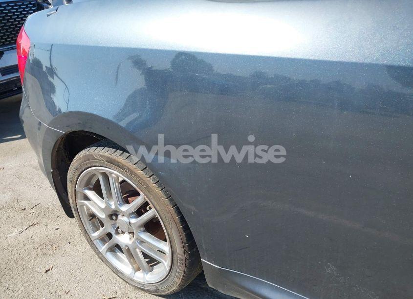 Photo 15 of 2006 Scion Tc N/A (VIN JTKDE177X60134317)