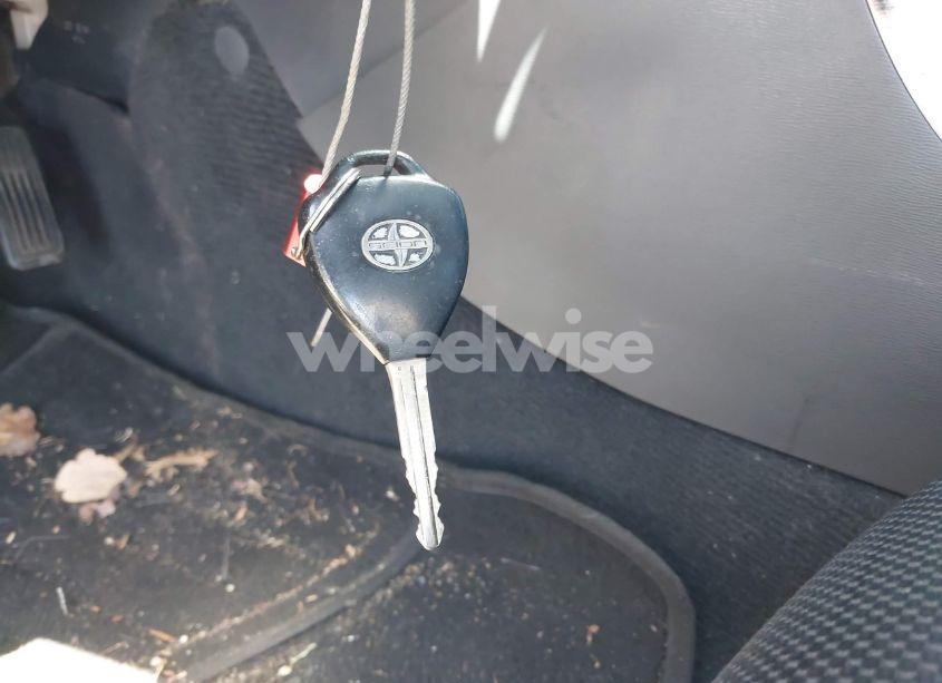 Photo 11 of 2010 Scion Tc N/A (VIN JTKDE3B71A0313020)