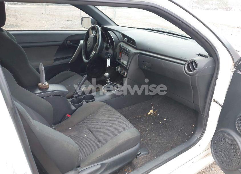 Photo 5 of 2012 Scion Tc N/A (VIN JTKJF5C70C3033181)