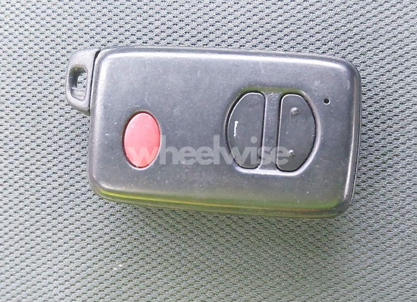 Photo 11 of 2016 Scion Tc N/A (VIN JTKJF5C71GJ014933)