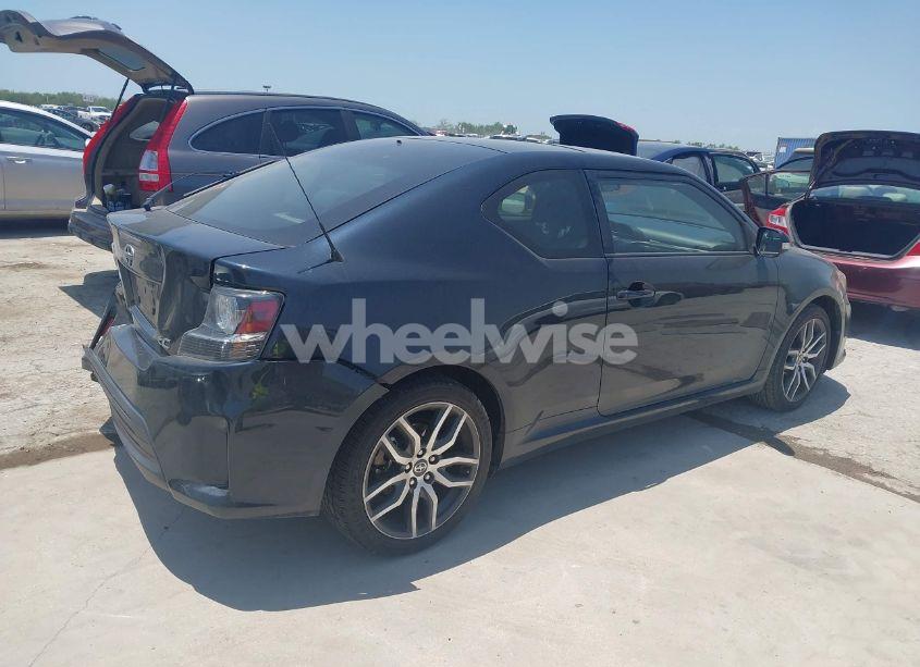 Photo 4 of 2016 Scion Tc N/A (VIN JTKJF5C71GJ014933)