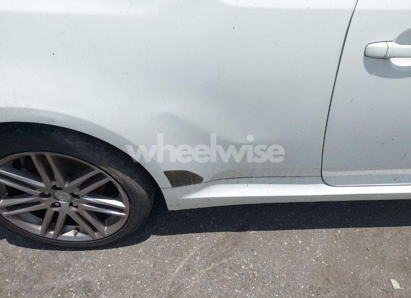 Photo 12 of 2012 Scion Tc N/A (VIN JTKJF5C72C3043842)