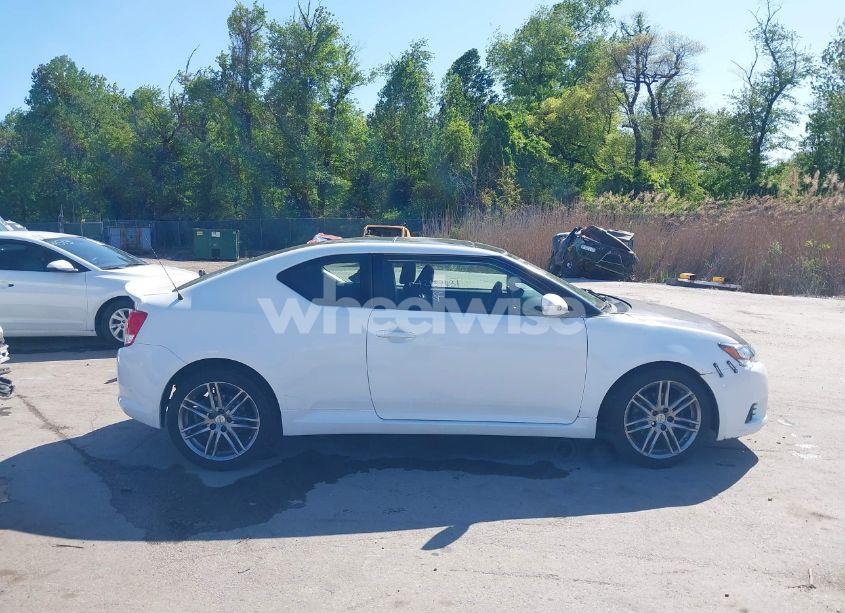 Photo 13 of 2011 Scion Tc N/A (VIN JTKJF5C73B3013201)