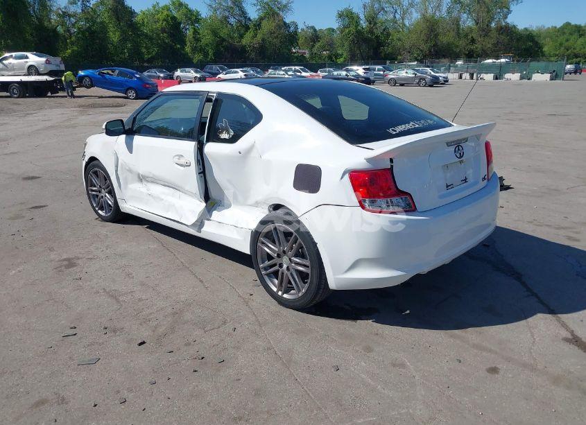Photo 3 of 2011 Scion Tc N/A (VIN JTKJF5C73B3013201)
