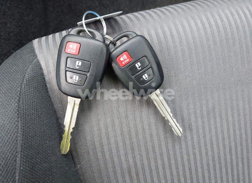 Photo 11 of 2015 Scion Tc N/A (VIN JTKJF5C73F3096733)