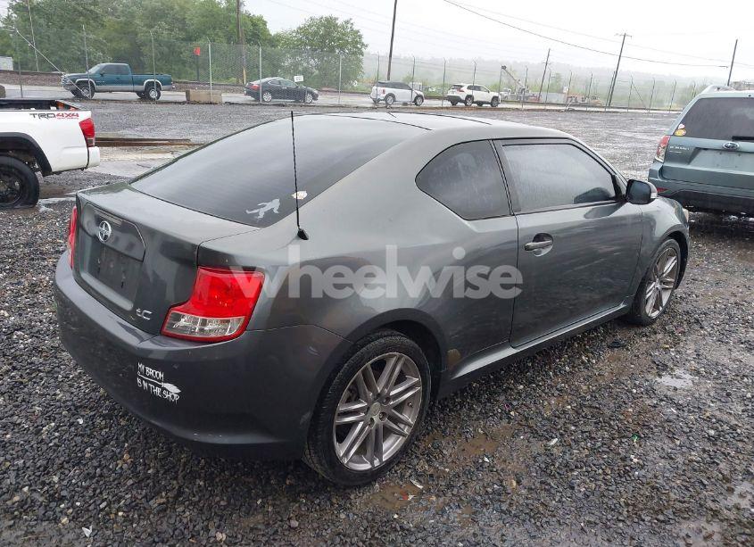 Photo 4 of 2011 Scion Tc N/A (VIN JTKJF5C74B3010646)