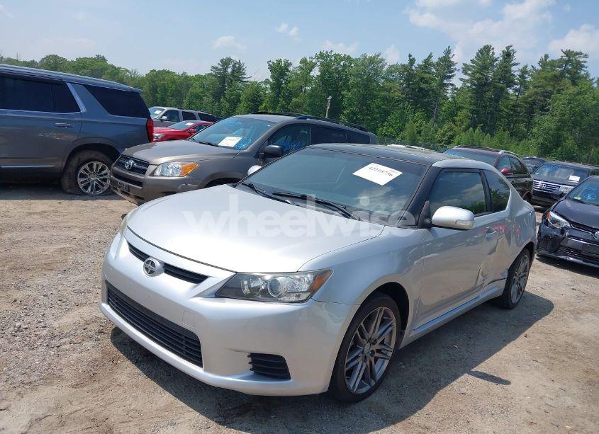 Photo 2 of 2011 Scion Tc N/A (VIN JTKJF5C74B3012803)