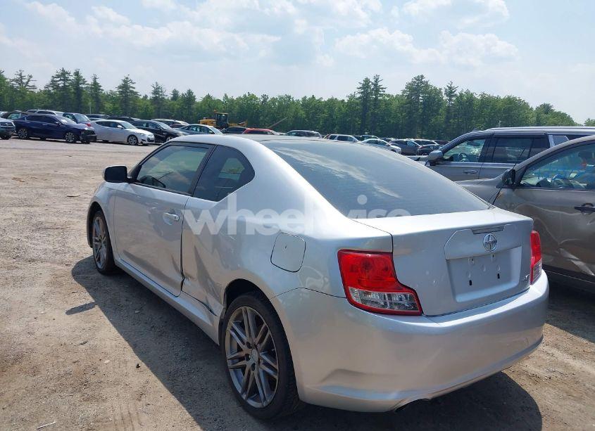 Photo 3 of 2011 Scion Tc N/A (VIN JTKJF5C74B3012803)